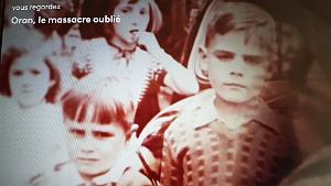 EXTRAITS DE PHOTOS DU FILM UN MASSACRE OUBLIE (2)
